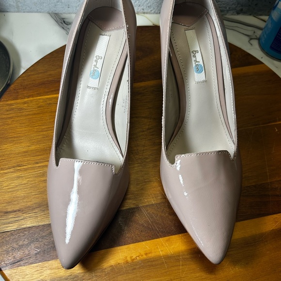 Boden Nude Patent Leather Heels - Picture 4 of 8